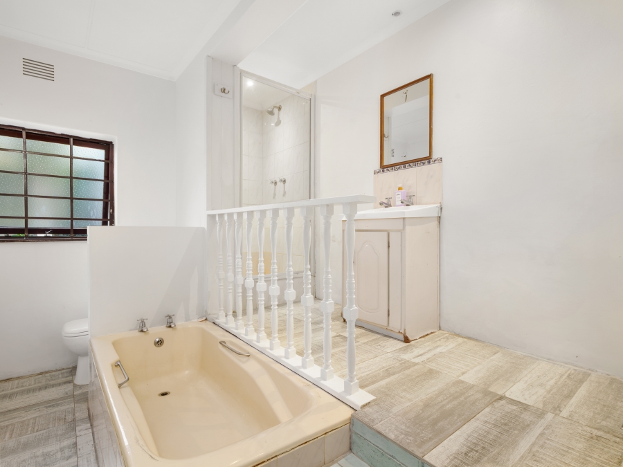 5 Bedroom Property for Sale in Heuwelkruin Western Cape
